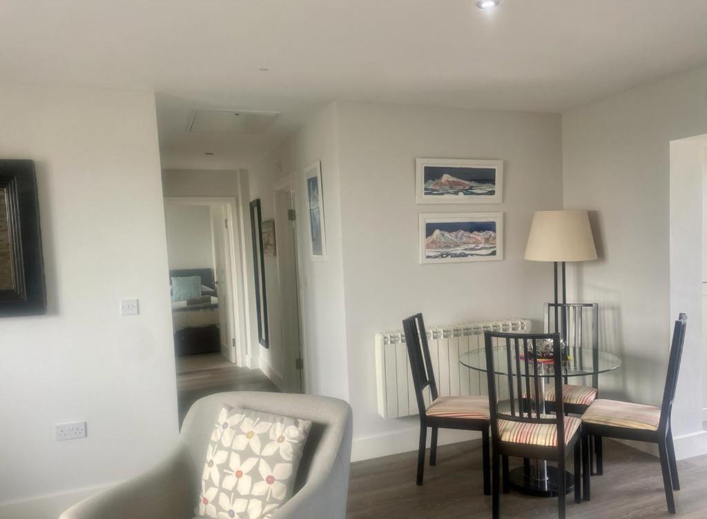 2 Bedroom Cottage Sleeps 4, With Pool Use, Sennen Dış mekan fotoğraf