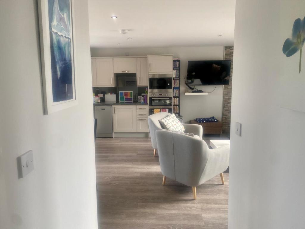 2 Bedroom Cottage Sleeps 4, With Pool Use, Sennen Dış mekan fotoğraf
